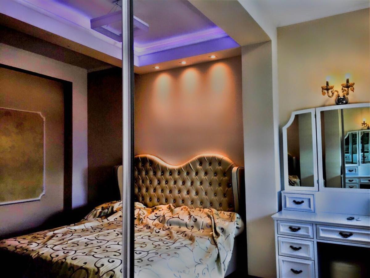Royal Queen And King Luxury Apartment Sarandë 外观 照片